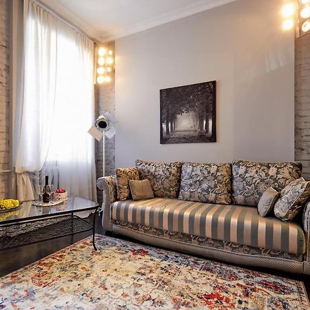Paulmarie Apartment Near Nezavisimosti Минск Екстериор снимка