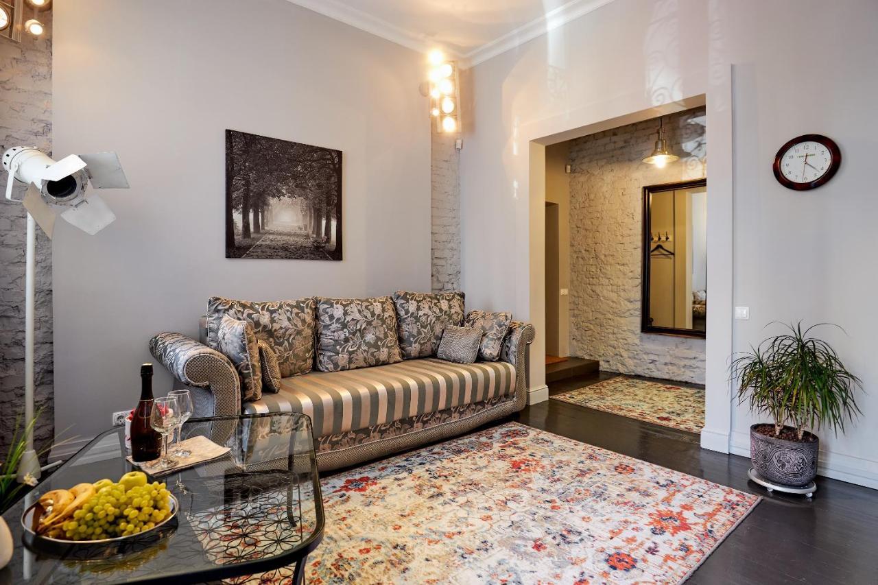 Paulmarie Apartment Near Nezavisimosti Минск Екстериор снимка